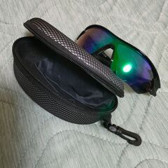 【お引渡し調整中】スポーツサングラス　差し上げます。