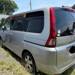 日産セレナ、定期整備してきたワンオーナー車、格安にて