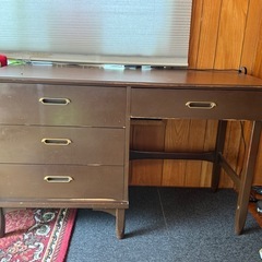 アメリカ家具屋で買った学習机