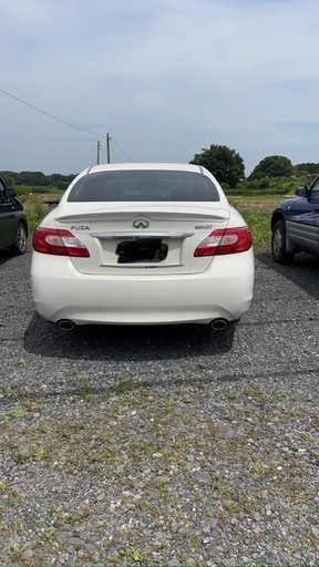 ニッサンフーガ　　コミコミ価格