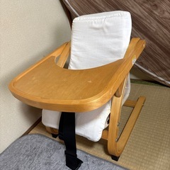 木のお食事椅子