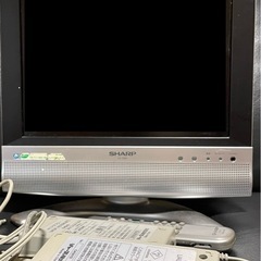 テレビ（アンテナ＆チュ—ナ—繋げば見れます）の画像