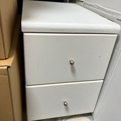 【無償譲渡】タイヤ付き引き出し
