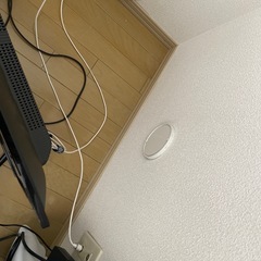 取り引き中　TCL 32型薄型テレビとアンテナコード付きの画像