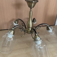 新品　シャンデリア
