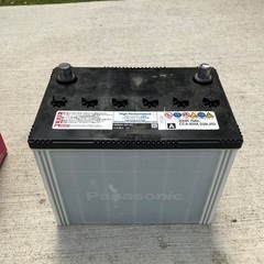 パナソニック　カーバッテリー