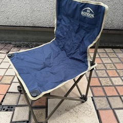 BUNDOK折りたたみイス　キャンプチェア