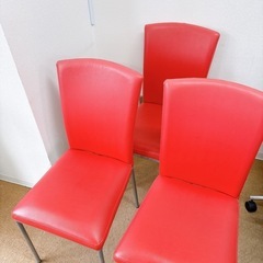 赤い合成皮革の高背もたれ椅子 3脚セット
