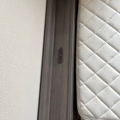 （8月4日/5日引渡し）ベッド欲しい方いらっしゃいませんか？の画像