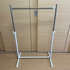 ハンガーラック