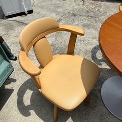 ダイニングセット　テーブル　机　丸テーブル　椅子　イス　チェア　家具♻️お売りいただけるお品物あれば、来店時ぜひお持ちください(総合買取)♻️の画像