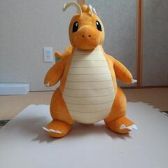 ポケモン　カイリューの大きなぬいぐるみ