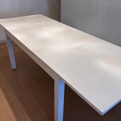 ダイニングテーブル　伸縮式の画像