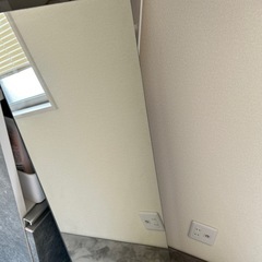 IKEA 鏡の画像