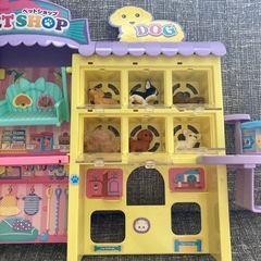 にぎやかペットショップの画像