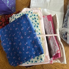 布、端切れ大量の画像