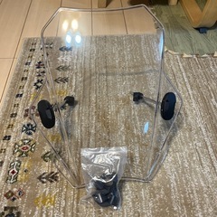 YADISIのバイク用風防です。