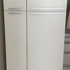 ★無料★収納棚★ホワイト★スティック掃除機入れ★