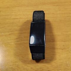 fitbit charge4 中古