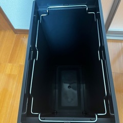 【無償譲渡】無印良品ダストボックス34L 
ブラックの画像