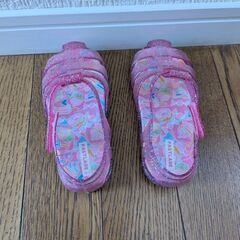 子どもサンダルの画像