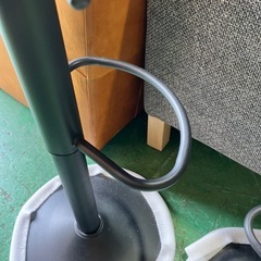 🟢【未使用に近い/2脚セット】バーチェアー　poti（ポティ） カウンターチェア バーチェア バースツール カウンタースツール ハイチェア 二脚　丸椅子 チェア 回転式 昇降式 店舗用品 シンプル レザー♻️お売りいただけるお品物あれば、来店時ぜひお持ちください(総合買取)♻️の画像