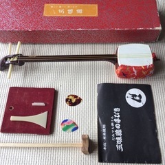 ミニ三味線(弾いて飾って楽しめる)の画像