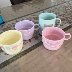 キキララ未使用カップあげます