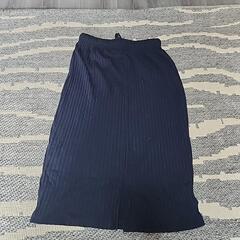 新品タグ付き　スカートの画像