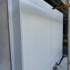 一緒に塗装屋やりませんか？勤務地厚木市！免許取得制度車両貸し出し有り！年齢層20代〜30位の楽しい職場です！の画像