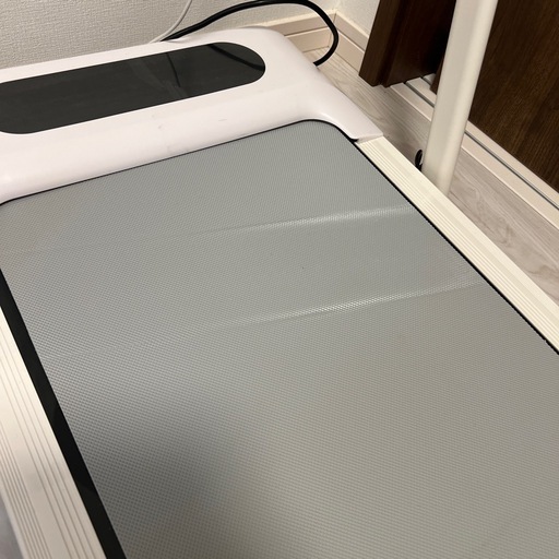 【取引中】美品◎使用頻度少◎  RUNFREELY ルームランナー 家庭用 ランニングマシン 