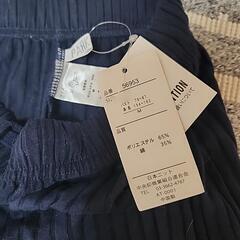 新品タグ付き　スカートの画像