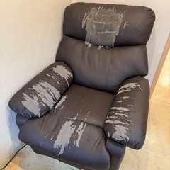 リクライニングソファーの画像