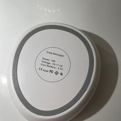 ヘッドマッサージ機　充電式
の画像