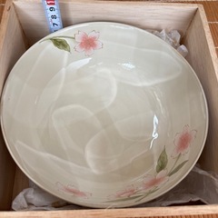 鳥居　ユキ　盛り鉢　木箱入り　美品の画像