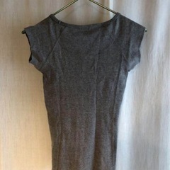 TuRudy  Vネックトップスの画像