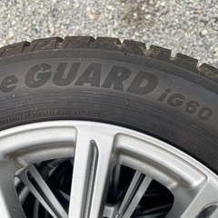 スタッドレスタイヤ185/60R15アルミホイール4本セットの画像