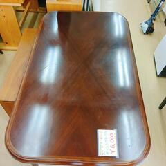 ダイニングテーブル アンティーク調 マル二 天板に線キズあります。【こちらは店舗です。浜村鹿野温泉ICから3分 買取本舗 宮本リサイクル 営業時間9～19時 定休日水曜のみ←連絡できませんm(_ _)m】の画像