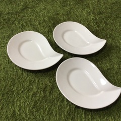 ケーキ皿3枚セットの画像