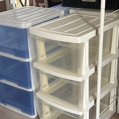 プラスチック棚