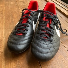 ナイキサッカースパイク