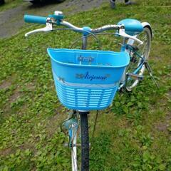 ジュニア　自転車　24インチ　女の子　カゴ付き　鍵付きの画像