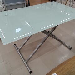 リユースのサカイ栃木店★ジモティ割あり★  昇降式テーブル ガラ...