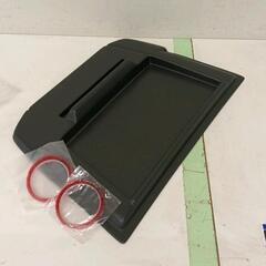 0608-107 ★未使用★トヨタ ハイエース 200系用ナビバイザーの画像