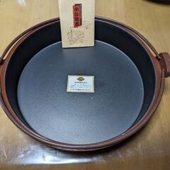 すき焼き鍋です。