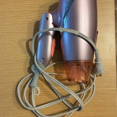 ドライヤーの画像
