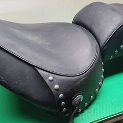 97年式　ハーレー　ヘリテイジソフテイルクラシック　純正シート