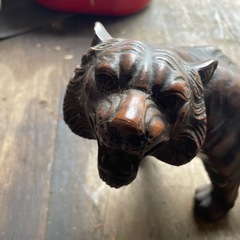 虎の置物　金属製　レトロの画像