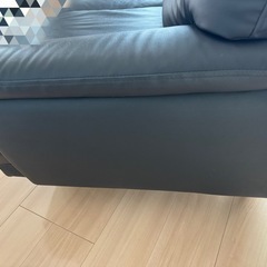 【取引中】ニトリ 2人用ソファ ブラックの画像