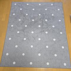 IKEA　IKEA　グレー×白ドット柄　カーペット　ラグ　